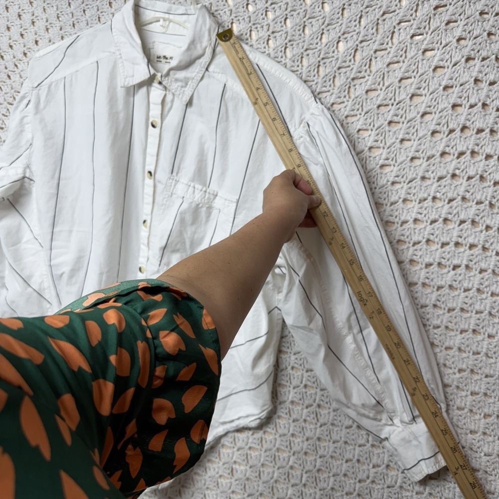 Free People We The Free Women Blouse M Oversize White Striped Button Up Cotton - Picture 7 of 11